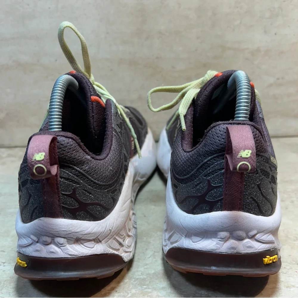 New Balance Fresh Foam Hierro v7‎ Trail Running Shoes Womens 9 Purple WTHIERP7
